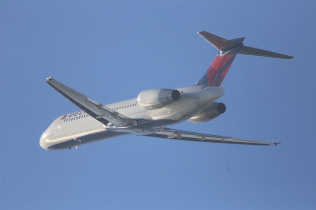 Boeing 717-200 —