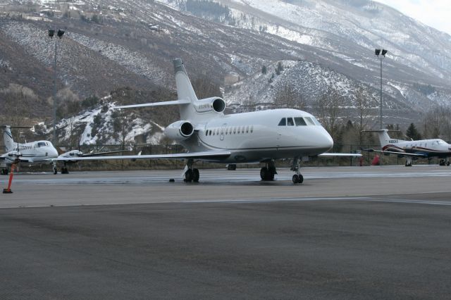 Dassault Falcon 900 (N183WW) - Parked on Aspen Colorado