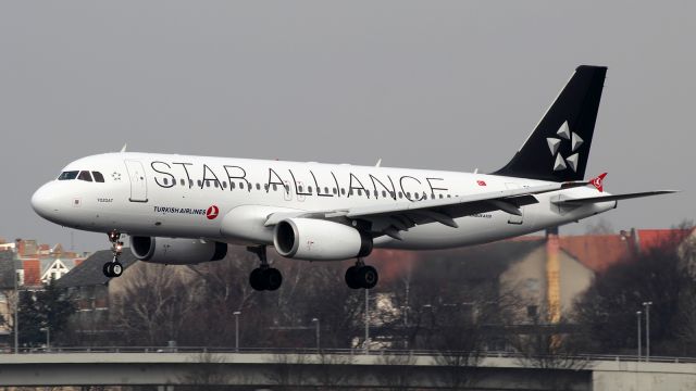 Airbus A320 (TC-JPF)