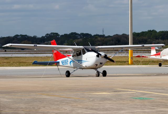 Cessna Skyhawk (N919EP)