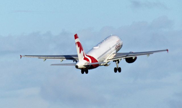 Airbus A319 (C-GJVY)