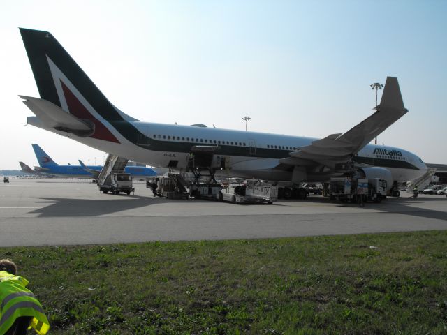 Airbus A330 (EI-EJL)