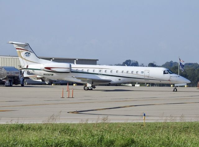 Embraer ERJ-135 (N926FM)