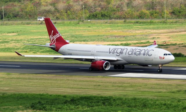 Airbus A330-300 (G-VSXY)