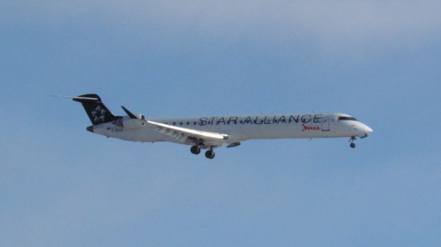 Canadair Regional Jet CRJ-900 (C-FUJZ)