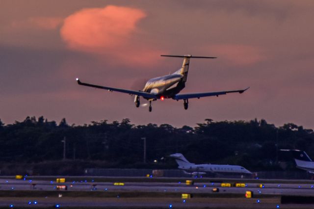 Pilatus PC-12 —