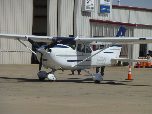 Cessna Skylane (N118SL)