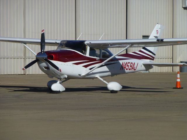 Cessna Skylane (N459AJ)