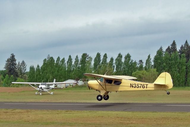 TAYLORCRAFT (1) F-19 Sportsman (N3576T) - Departing after EAA pancake breakfast!