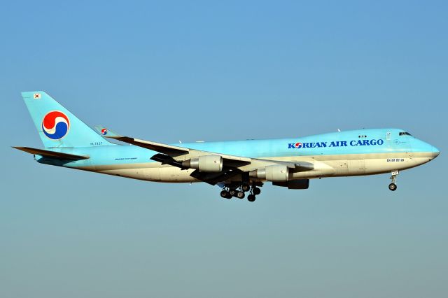 Boeing 747-400 (HL7437)