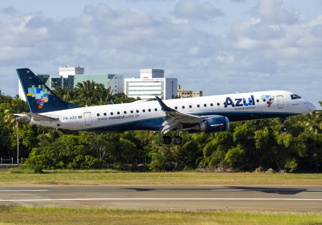 Embraer ERJ-190 (PR-AZD)