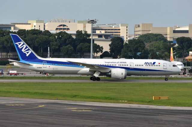 Boeing 787-9 Dreamliner (JA886A)