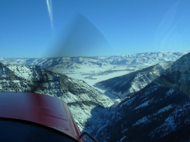 Cessna 152 (N68422) - Departed KOGD heading through the gusty Ogden Canyon.