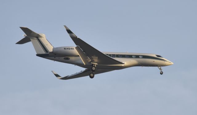 Gulfstream Aerospace Gulfstream G650 (N1454H) - Inbound to Camarillo Airport