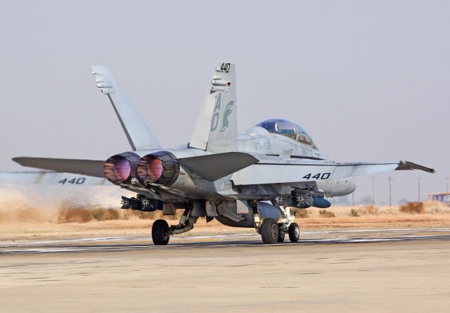 McDonnell Douglas FA-18 Hornet (16-4263)