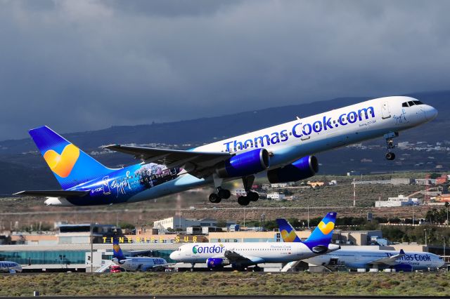 Boeing 757-200 (G-TCBC) - TENERIFE SURbr /09/11/2014