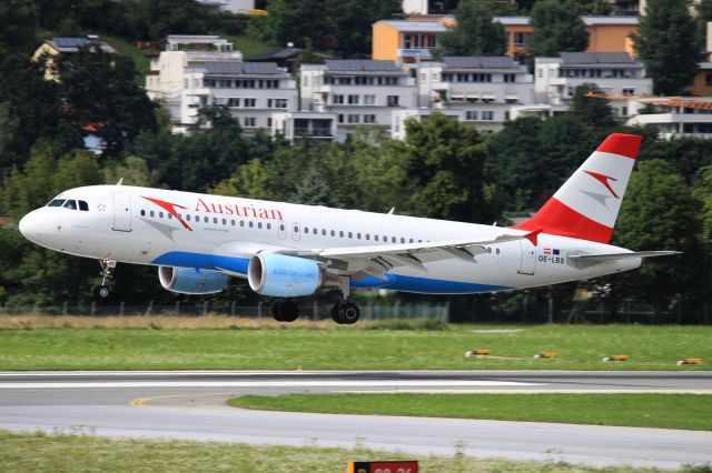 Airbus A320 (OE-LBS)