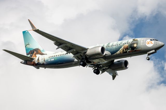 Boeing 737-800 (PR-XMR)