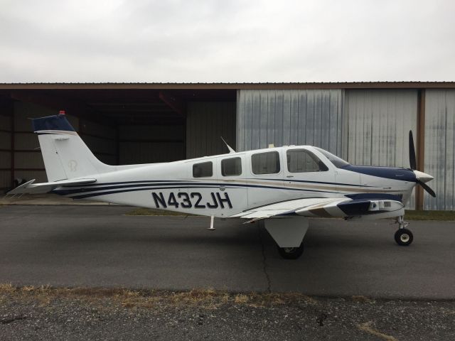 Beechcraft Bonanza (36) (N432JH)