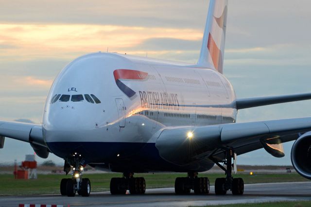 Airbus A380-800 (G-XLEL)