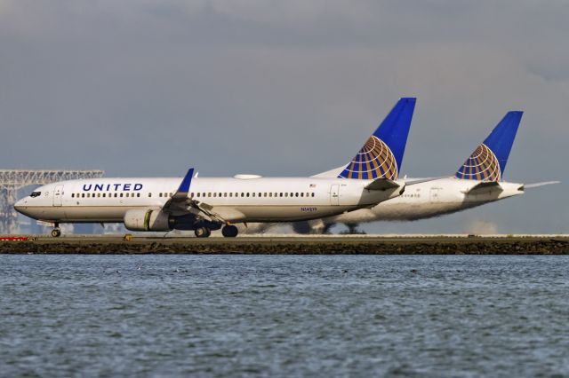 Boeing 737-800 (N14219) - 7th Dec., 2014