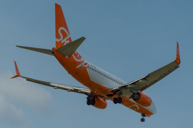 Boeing 737-700 (UR-SQD) - Spotting RZE