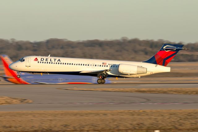 Boeing 717-200 (N607AT)