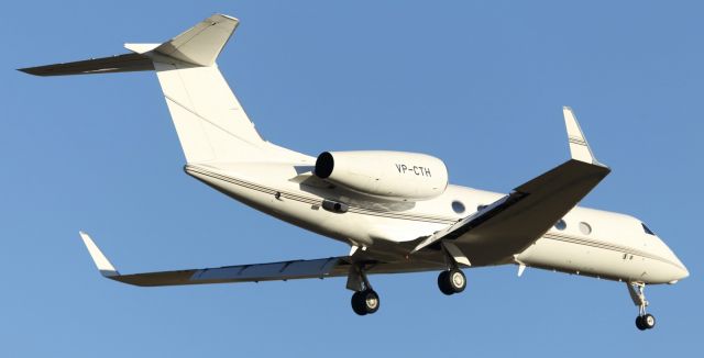 Gulfstream Aerospace Gulfstream IV (VP-CTH) - Gulfstream, Private Biz Jet, approaches runway 16 at YMML.