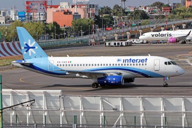 Sukhoi Superjet 100 (XA-VAS) - Interjet / Sukhoi SuperJet 100-95B / MSN 95065 / XA-VAS / MMMX 08/2020