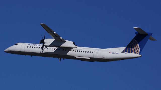 de Havilland Dash 8-400 (N339NG)