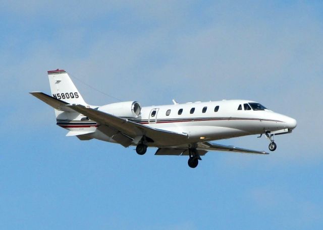 Cessna Citation Excel/XLS (N580QS) - Landing on Rwy 14 at Shreveport Regional.