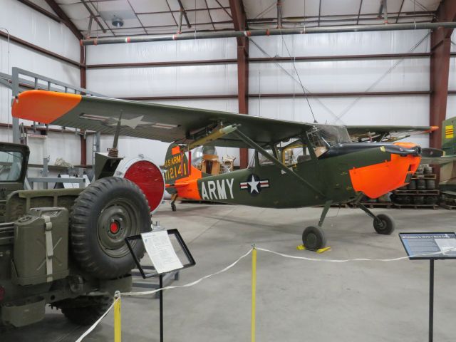 Cessna L-19 Bird Dog —