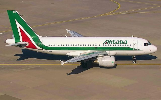 Airbus A319 (EI-IMN)