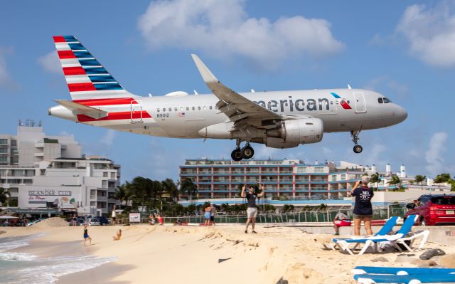 Airbus A319 (N9012) - Low pass over Maho Beach, St. Maarten