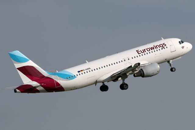 Airbus A320 (D-ABNL)