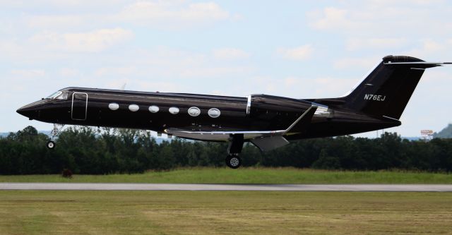 Gulfstream Aerospace Gulfstream IV (N76EJ) - A 1987 model (refurbished in 2015) Gulfstream Aerospace G-IV (serial number 1033) arriving at Northeast Alabama Regional Airport, Gadsden, AL - August 17, 2023.