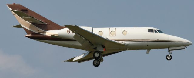 Dassault Falcon 10 (N100FJ)