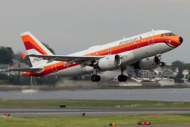 Airbus A319 (N742PS) - AA 2142 departing to Reagan National Airport