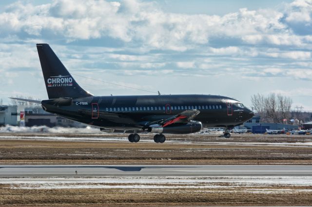 Boeing 737-200 (C-FBIM) - First arrival to CYHU, 14/03/2020