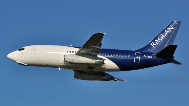 Boeing 737-200 (C-GXNR)