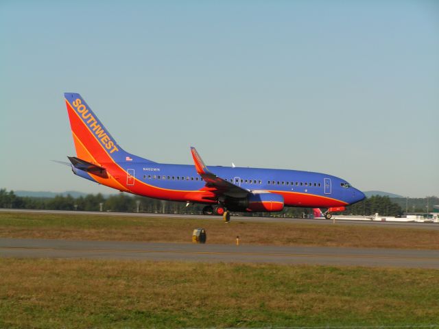 Boeing 737-700 (N402WN)