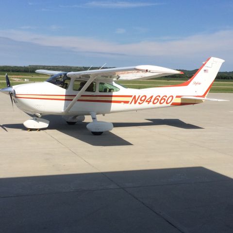 Cessna Skylane (N94660)