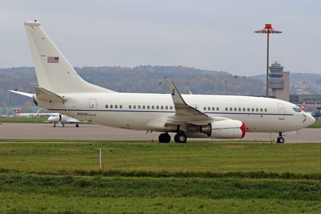 Boeing 737-700 (02-0201)