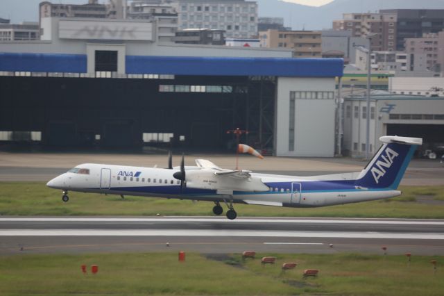 de Havilland Dash 8-400 (JA843A)