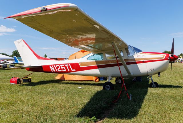 Cessna Skylane (N125TL)