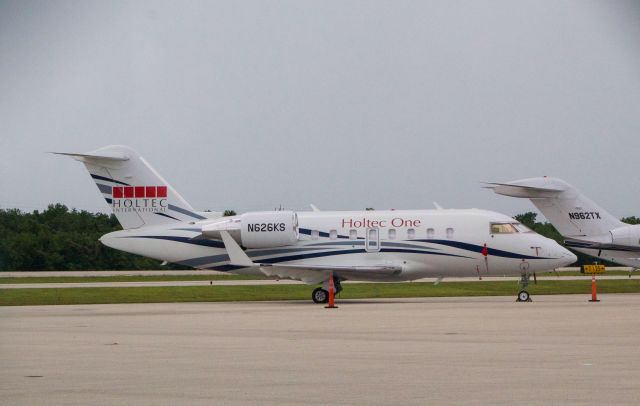 Canadair Challenger (N626KS)