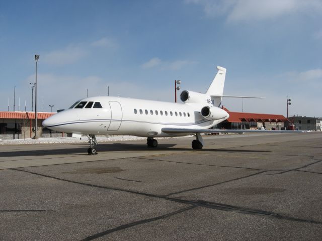 Dassault Falcon 900 (N80Q) - 2/18/11