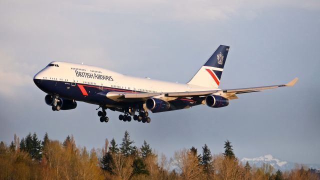 Boeing 747-400 (G-BNLY) - BAW49 from LHR on final to SEA Rwy 34R on 3.28.19. (B747-436 / ln 959 / cn 27090). (Landor 1984 - 1987 retro livery).