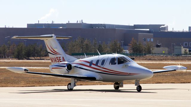 Eclipse 500 (N145EA)