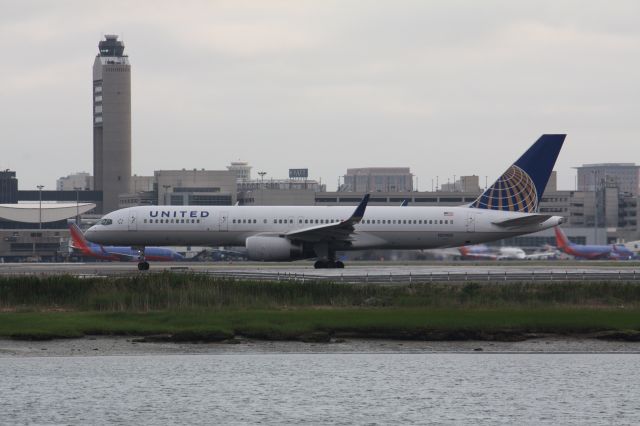 Boeing 757-200 (N21108)